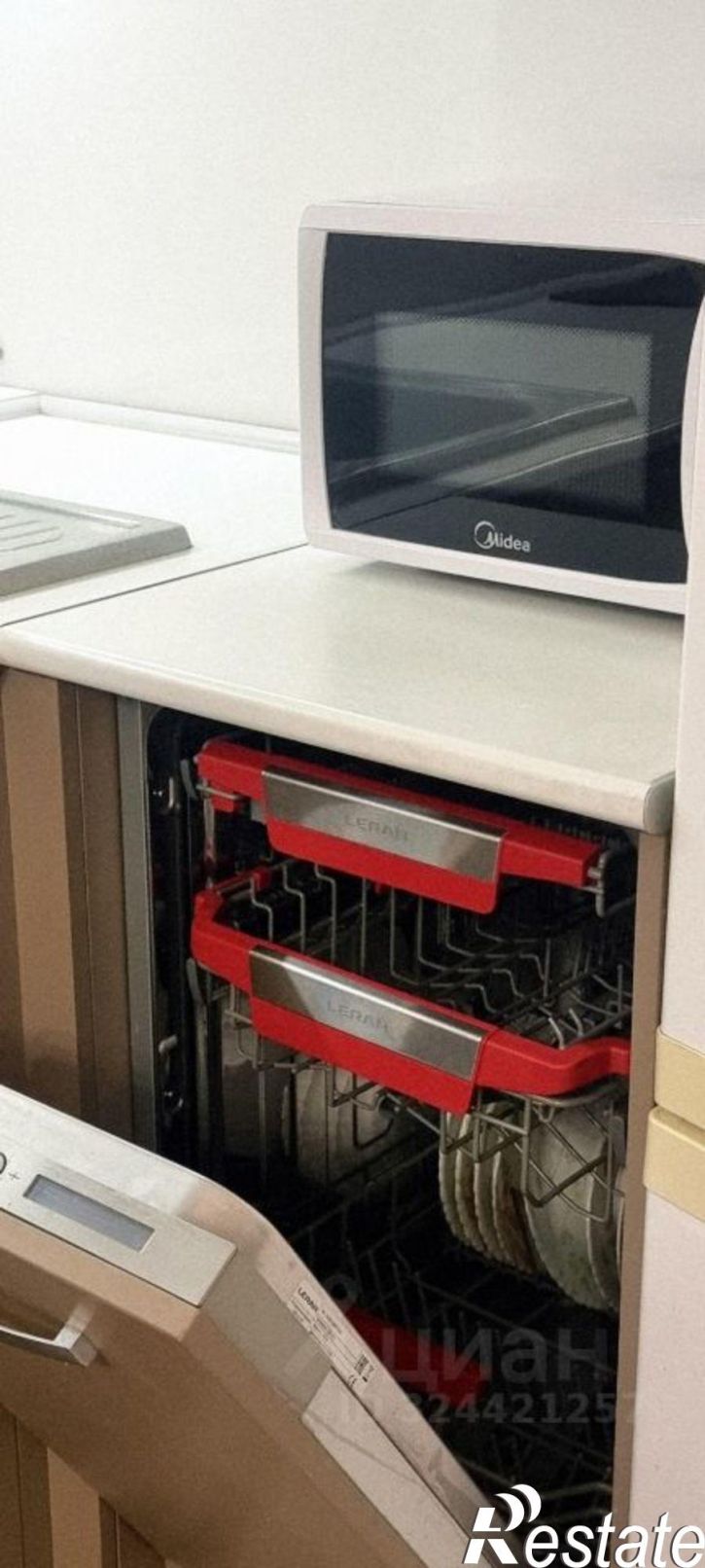 2-комн квартира улица Революции, 52Б,  д. 52Б