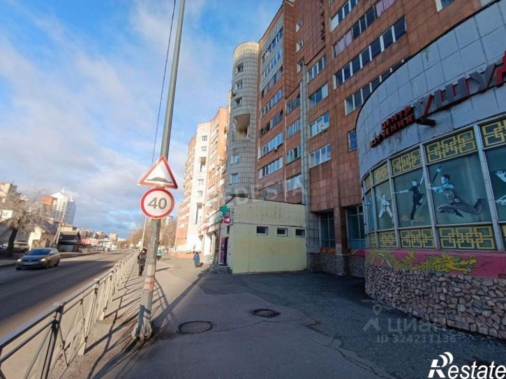 Торговое помещение улица Советской Армии, 37,  д. 37