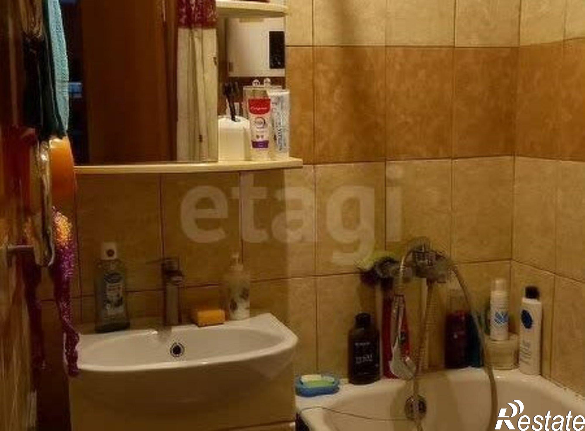 Купить квартиру за 3 200 000 рублей на ул Ялтинская, 17