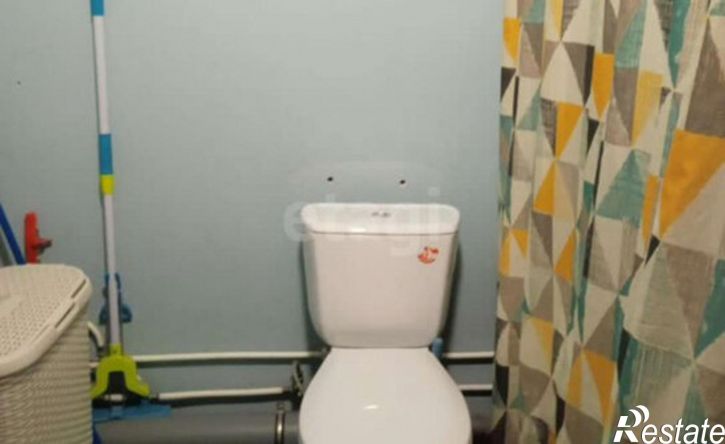 2-комн квартира улица Красные Казармы, 64,  д. 64