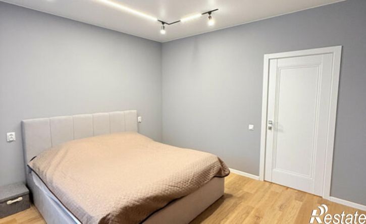 2-комн квартира улица Николая Островского, 52,  д. 52