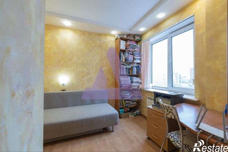 3-комн квартира улица Подлесная, дом 27/1