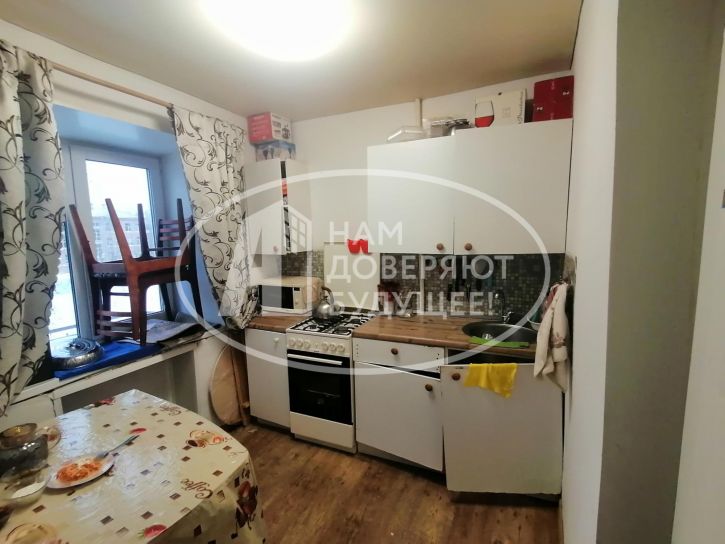 3-комн квартира улица Мира, 108