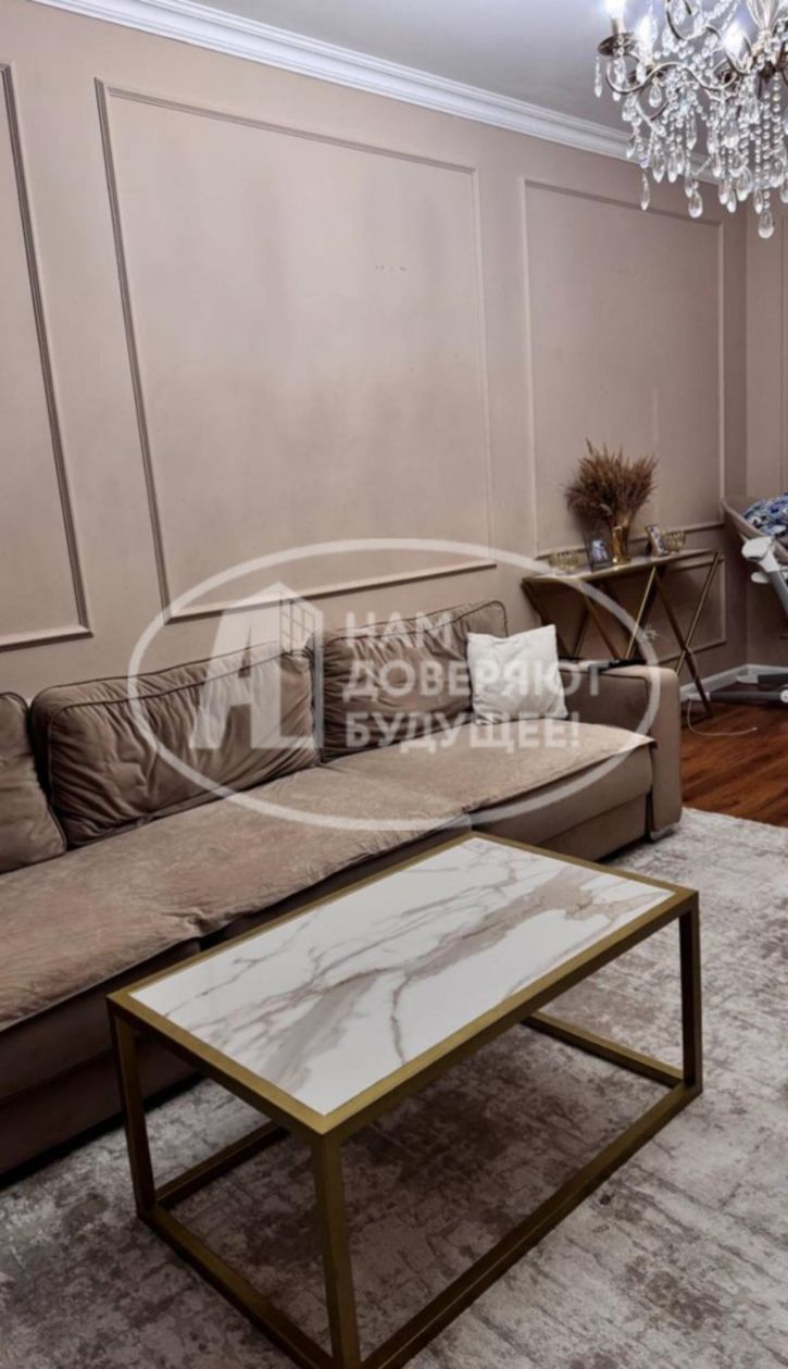 3-комн квартира улица Грибоедова, 74