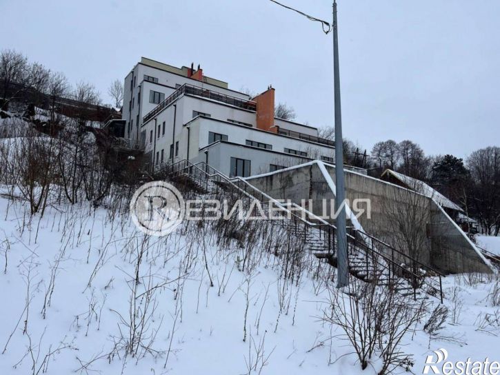 3-комн квартира Крайпрудская ул, 44