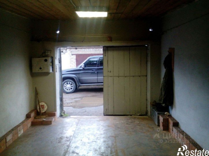 Гараж/парковка ул Льва Шатрова, 32,  д. 32