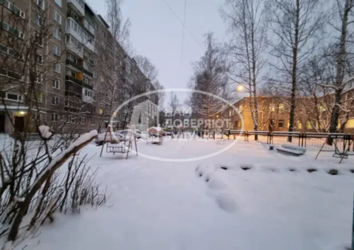 2-комн квартира улица Кабельщиков, 95