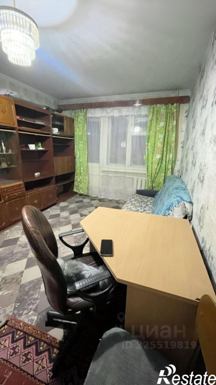 Комната шоссе Космонавтов, 100,  д. 100