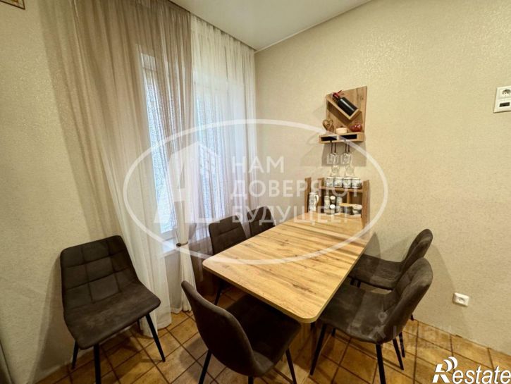 3-комн квартира ул Революции, 54,  д. 54