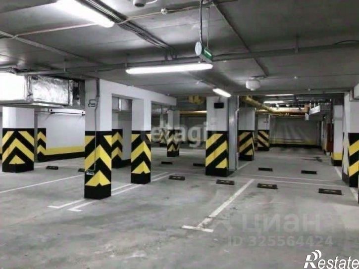 Гараж/парковка Монастырская улица, 70,  д. 70