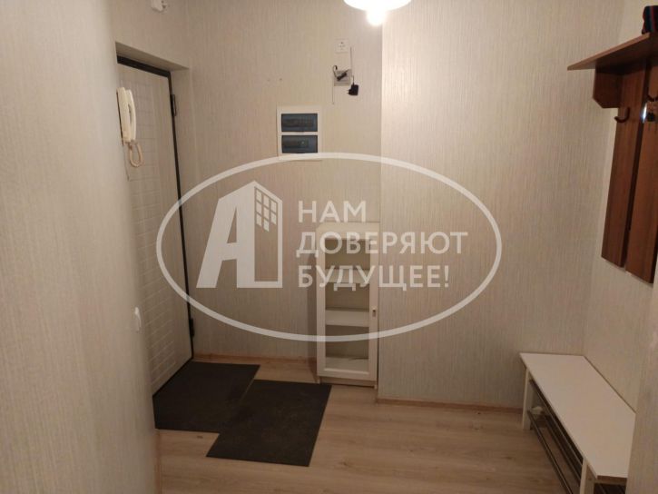 1-комн квартира улица Революции, 52Б