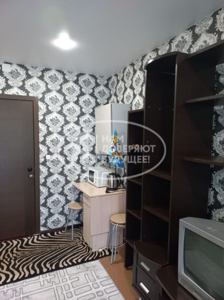 Комната улица Нефтяников, 3