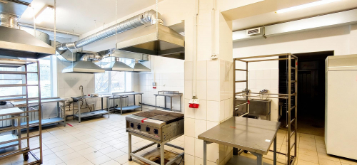 Продажа помещения Россия, Емельяна Ярославского ул, 10, Свердловский