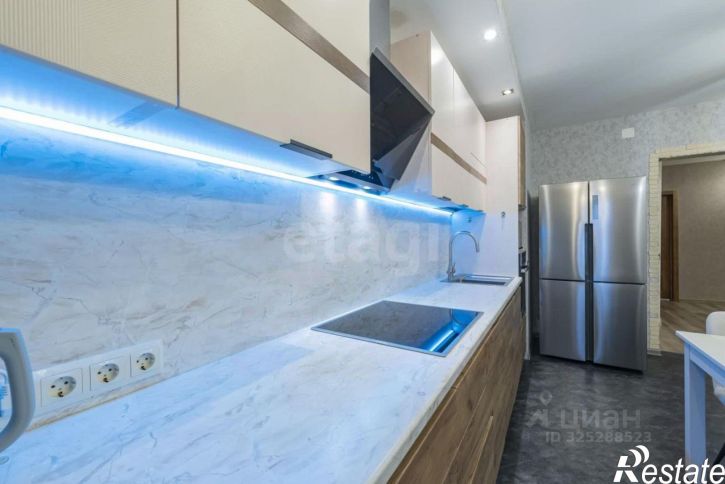 3-комн квартира пр-кт Декабристов, 2,  д. 2