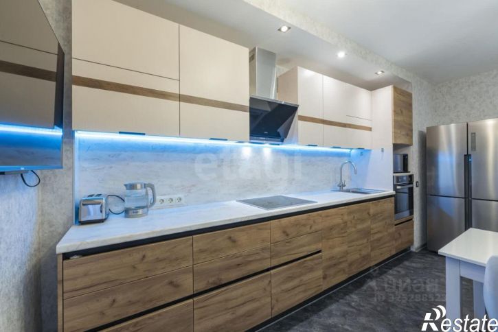 3-комн квартира пр-кт Декабристов, 2,  д. 2