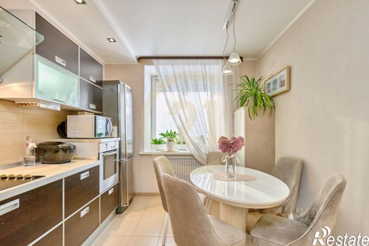 3-комн квартира ул Уинская, 5,  д. 5