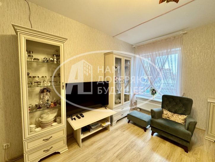 2-комн квартира улица Революции, 54