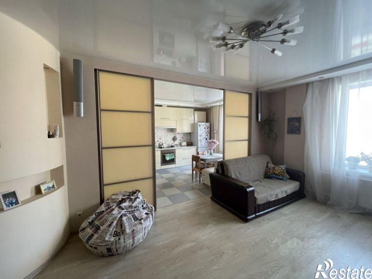 4-комн квартира ул Хабаровская, 56,  д. 56