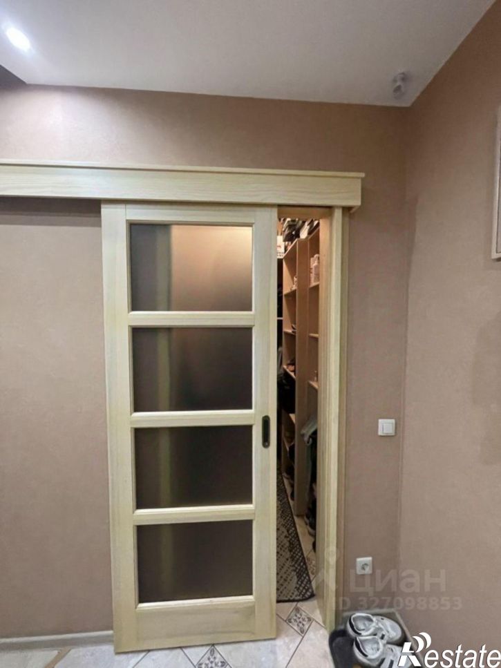 4-комн квартира ул Хабаровская, 56,  д. 56