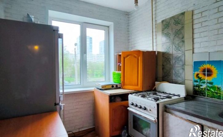 3-комн квартира ул Космонавта Леонова, 40,  д. 40