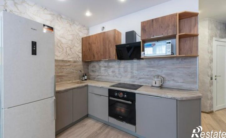 3-комн квартира ул Ползунова, 4,  д. 4