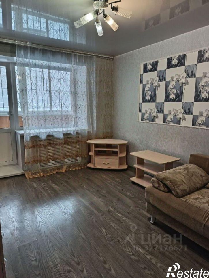 2-комн квартира Ялтинская улица, 10,  д. 10