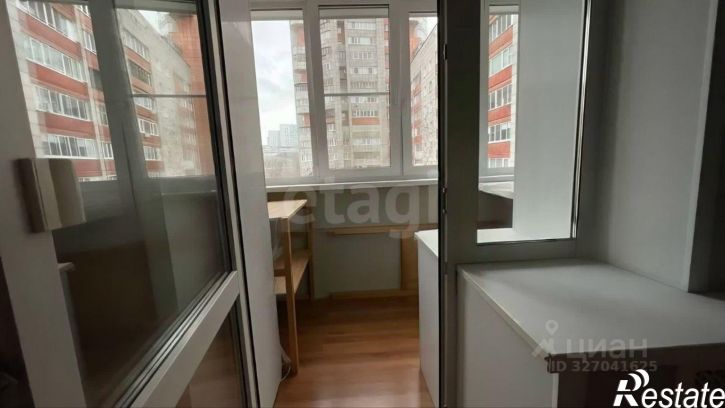 3-комн квартира ул Революции, 12,  д. 12