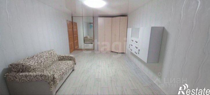 2-комн квартира ул Революции, 3/1,  д. 3/1