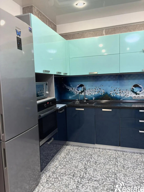 Продажа 3-комн квартиры Самаркандская ул., 145