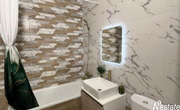 2-комн квартира улица Фрезеровщиков, 94,  д. 94