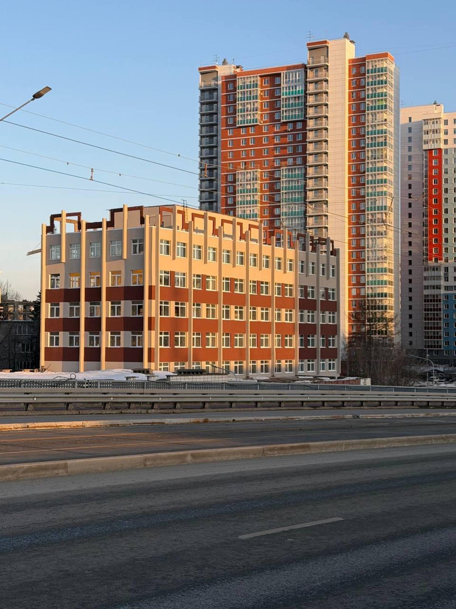 Купить офис, помещение под офис за 27 482 200 рублей на Россия, Крылова ул, 36