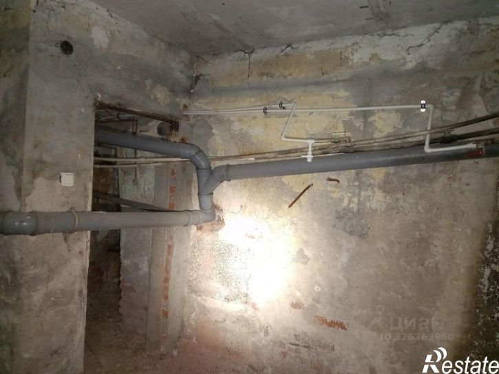 Помещение свободного назначения улица Революции, 18,  д. 18