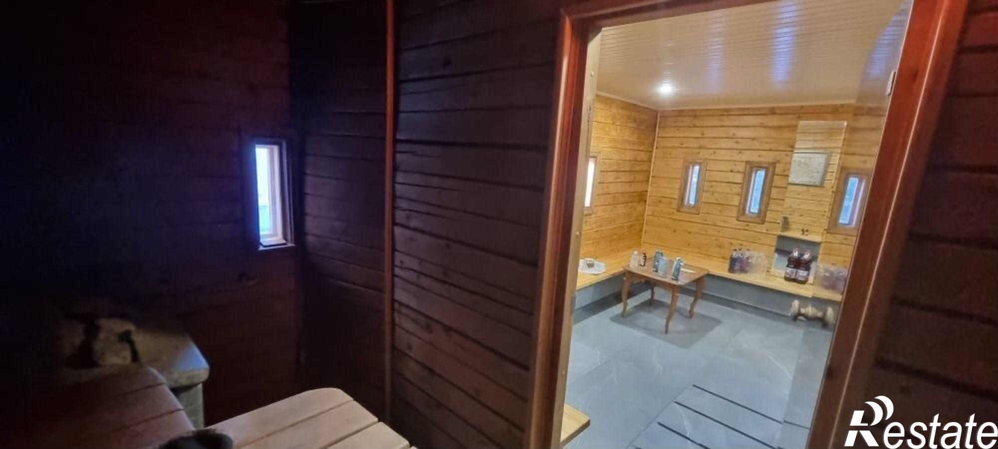 Купить дачу, дом, коттедж за 21 530 000 рублей на Яблоневая улица, 32