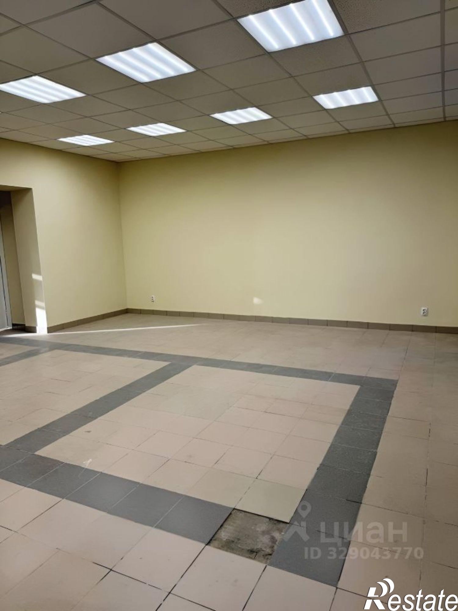 Сдать торговое помещение за 120 000 рублей на ЦИРК