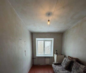 комната 99 кв м ул Дружбы, 12