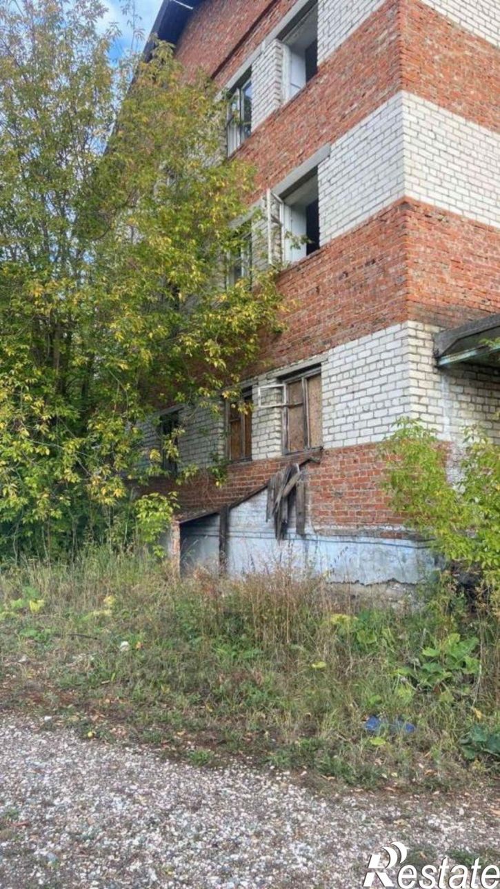 Помещение свободного назначения Верхнемуллинская улица, 74А,  д. 74А