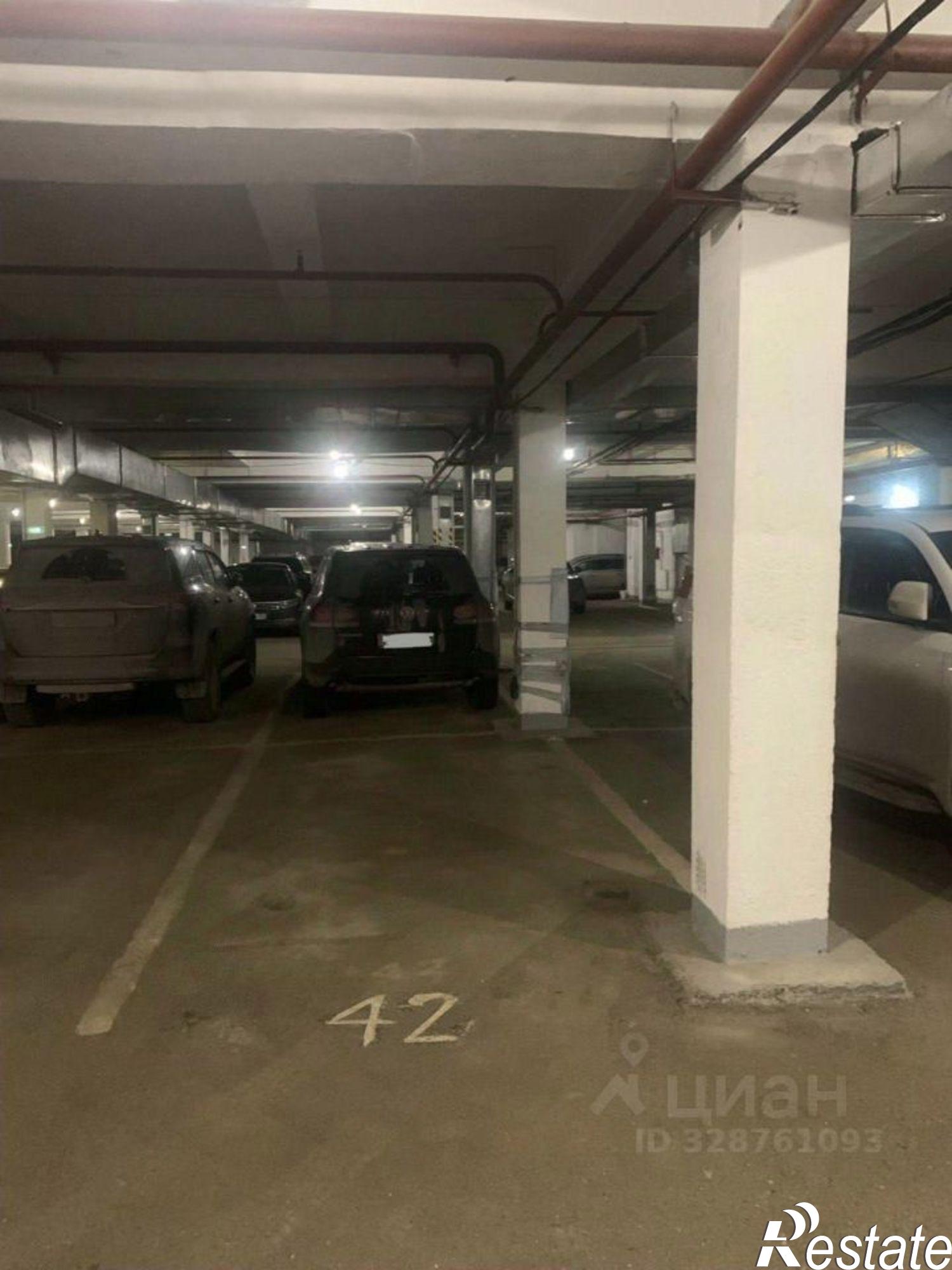 Купить гараж, место в паркинге за 2 200 010 рублей на ул Пермская, 10