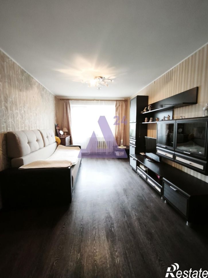 3-комн квартира улица Карпинского, дом 77