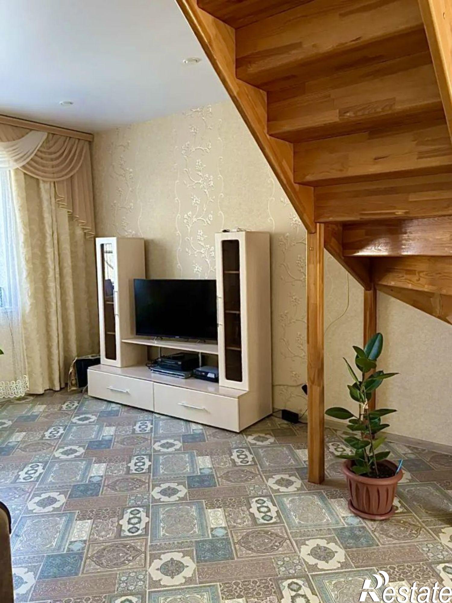 Купить дачу, дом, коттедж за 12 900 000 рублей на ул Харьковская, 22а