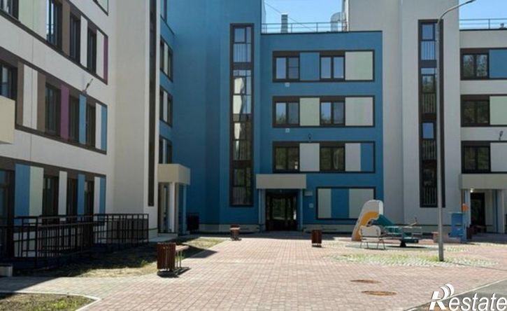2-комн квартира улица Борцов Революции, 1Ак8