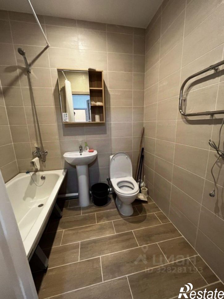 2-комн квартира Сапфирная улица, 13,  д. 13