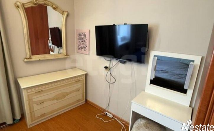 2-комн квартира улица Николая Островского, 49,  д. 49