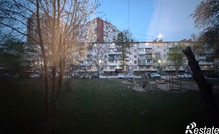 1-комн квартира ул Космонавта Леонова, 52,  д. 52
