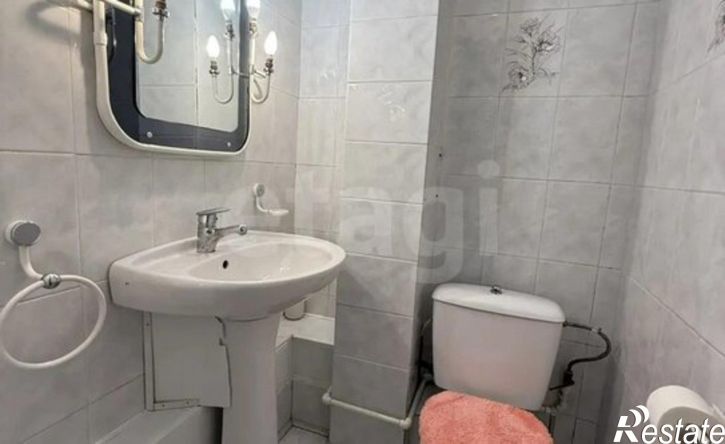 4-комн квартира Социалистическая улица, 14,  д. 14
