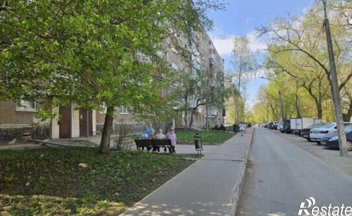 3-комн квартира улица Моторостроителей, 12,  д. 12