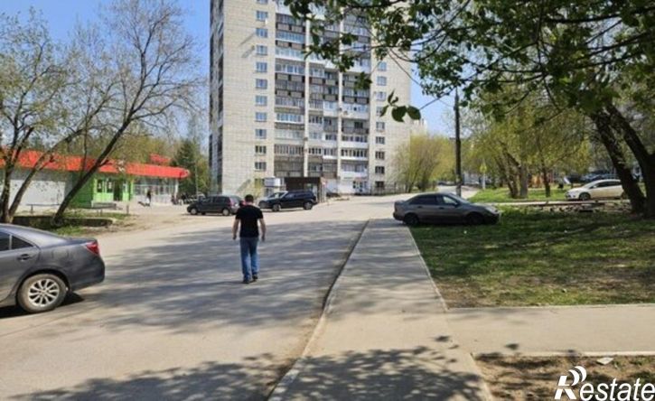 3-комн квартира улица Моторостроителей, 12,  д. 12