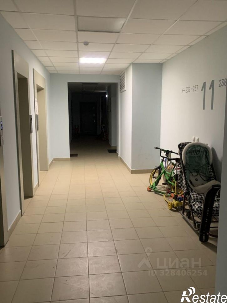 4-комн квартира улица Овчинникова, 15А,  д. 15А