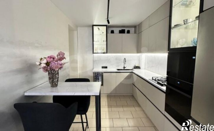 3-комн квартира Монастырская улица, 41,  д. 41