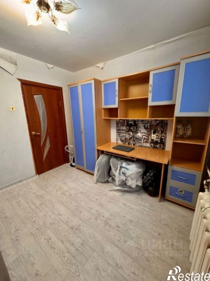 3-комн квартира ул Краснослудская, 8,  д. 8