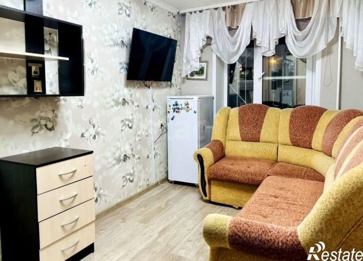 3-комн квартира улица Гусарова, 13,  д. 13